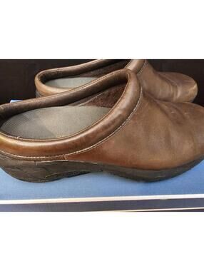 Merrell Shoes Slip On Brown Womens Size 6.5 QForm Leather